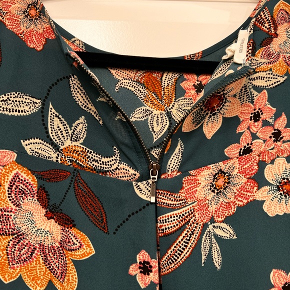 Maurices Zip back Dress Top - Short Sleeve - Picture 6 of 9